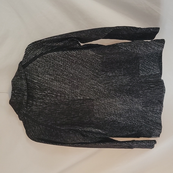 Sweater - Picture 3 of 3